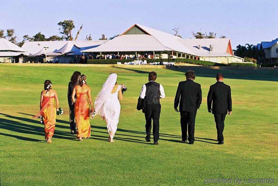 Mercure Bunbury Sanctuary Golf Resort Экстерьер фото