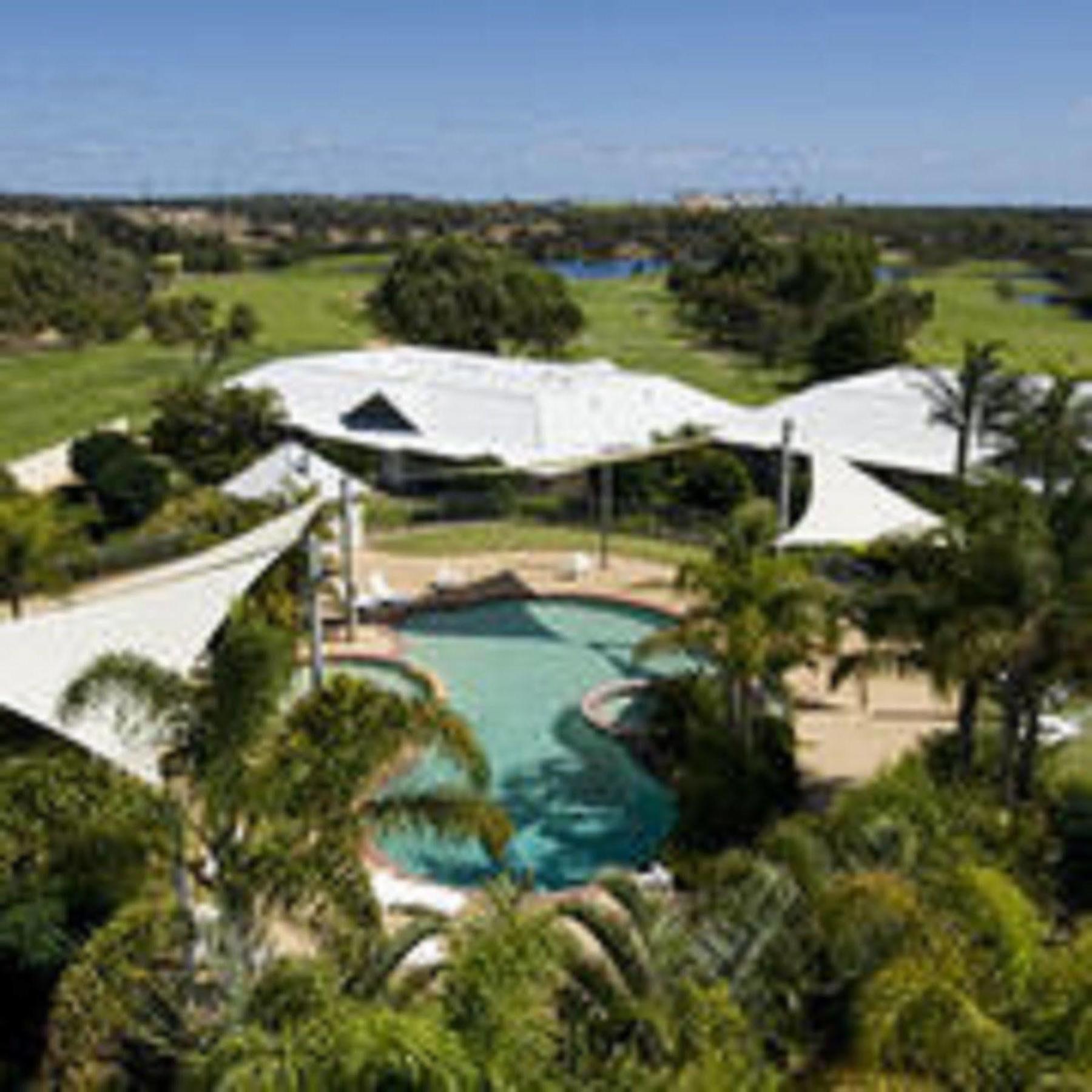 Mercure Bunbury Sanctuary Golf Resort Экстерьер фото